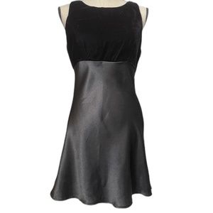 Vintage Fox Bay Dress